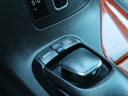 Used 2011 Lexus RX 450h AWD image 33