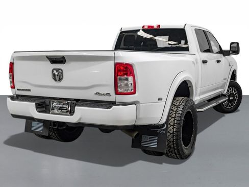 Used 2024 RAM 3500 Big Horn AWD/4WD image 7