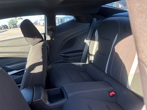 Used 2020 Chevrolet Camaro LT image 26