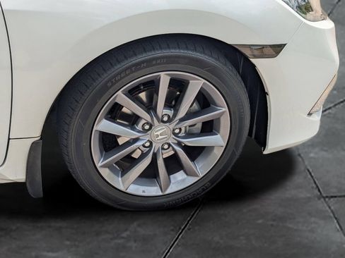Used 2019 Honda Civic EX-L image 11