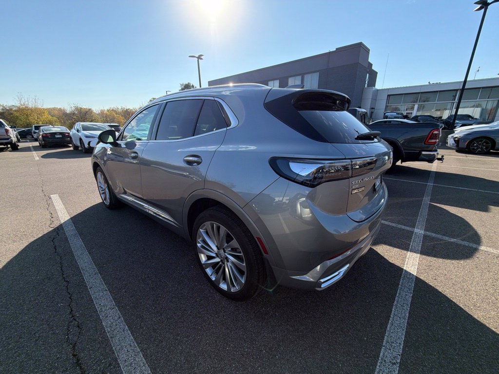 Used 2024 Buick Envision Avenir AWD/4WD image 34
