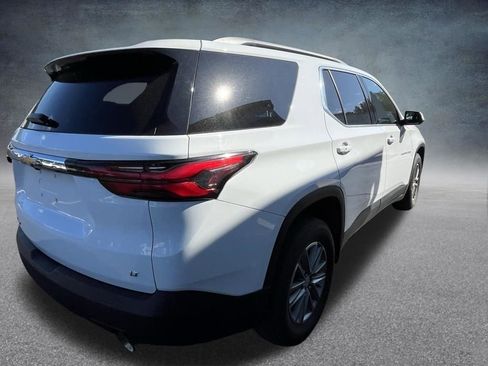 Used 2023 Chevrolet Traverse LT AWD/4WD image 7