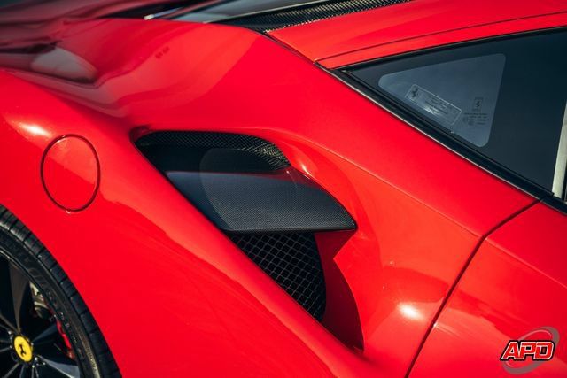 Used 2018 Ferrari 488 GTB RWD image 38