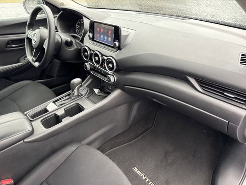 Used 2024 Nissan Sentra S image 35