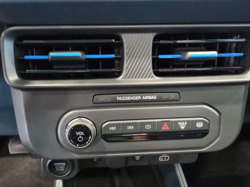 Used 2026 Ford Maverick Lobo AWD/4WD image 26