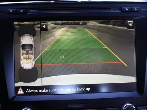 Used 2016 Bentley Continental GT image 24