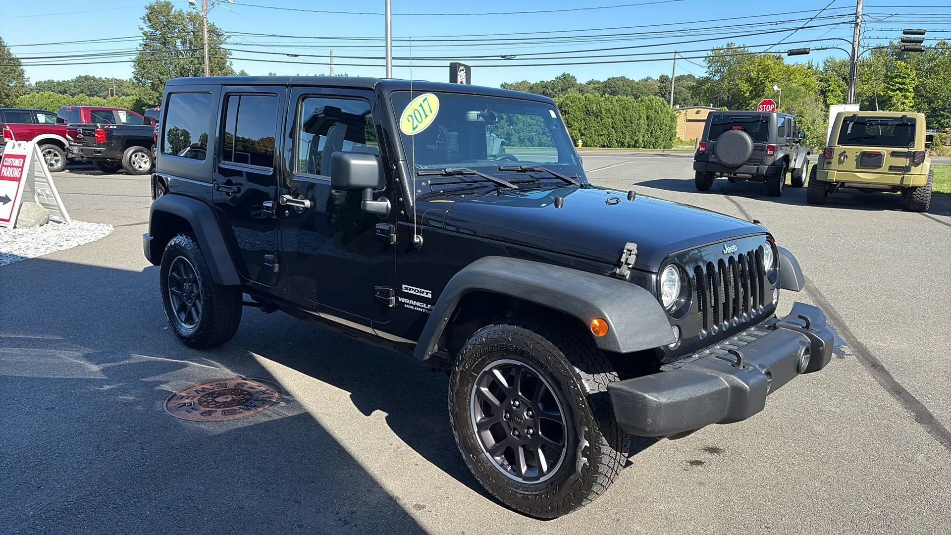 Used 2017 Jeep Wrangler Unlimited Sport w/ Quick Order Package 24S AWD/4WD image 13