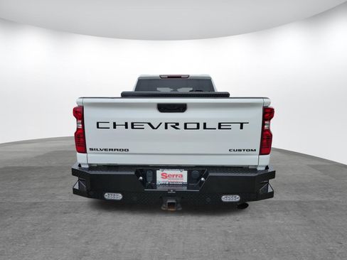 Used 2022 Chevrolet Silverado 2500 Custom w/ Custom Value Package AWD/4WD image 19