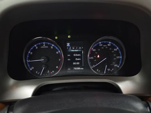 Used 2016 Toyota RAV4 Limited AWD/4WD image 19