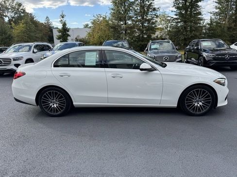 Used 2025 Mercedes-Benz C 300 4MATIC Sedan image 2