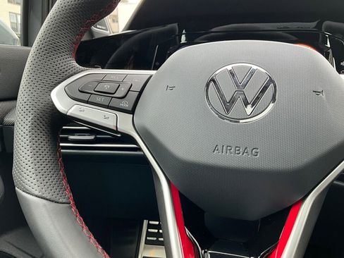 New 2025 Volkswagen GTI SE image 21