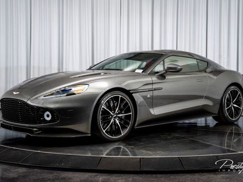 Used 2018 Aston Martin Vanquish Zagato image 11