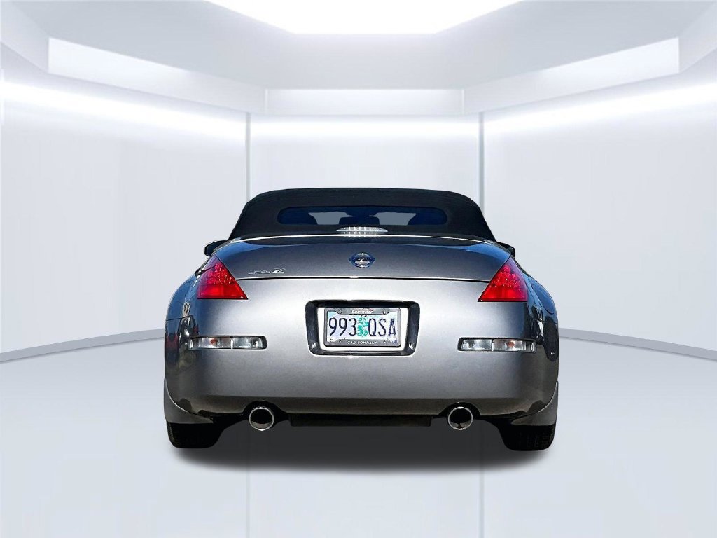 Used 2008 Nissan 350Z Grand Touring RWD image 6