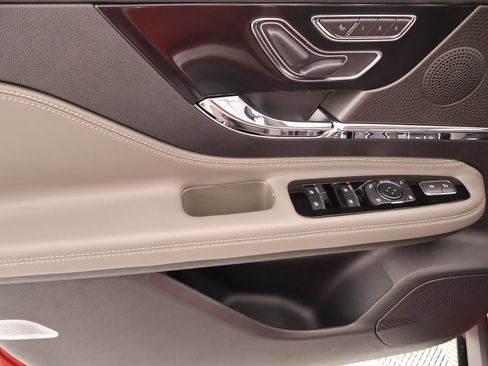 New 2026 Lincoln Corsair Premiere image 16