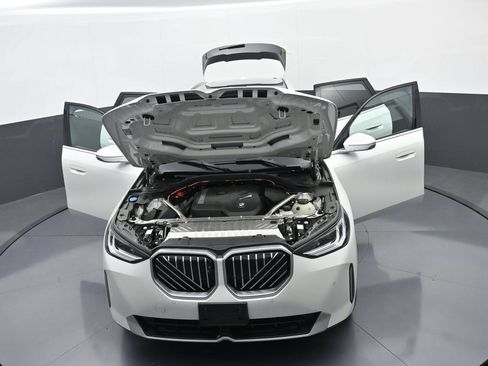 Used 2025 BMW X3 xDrive30i w/ Premium Package AWD/4WD image 38