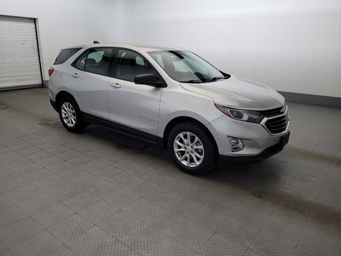 Used 2019 Chevrolet Equinox LS FWD image 11