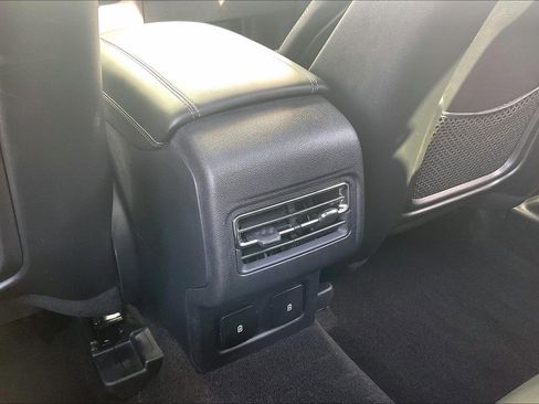 Used 2023 Lincoln Corsair Standard w/ Equipment Group 101A image 40