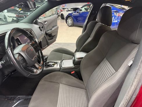 Used 2022 Dodge Charger R/T w/ Blacktop Package RWD image 33