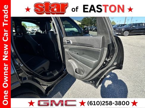 Used 2020 Jeep Grand Cherokee Altitude image 13