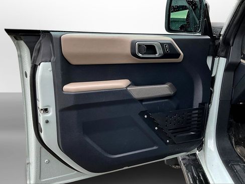 Used 2023 Ford Bronco Wildtrak image 22