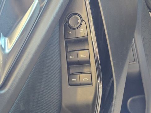 New 2026 Chevrolet Equinox LT w/ Convenience Package II image 18