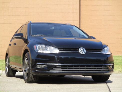 Used 2018 Volkswagen Golf SEL FWD image 54