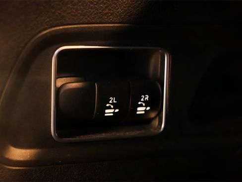 Used 2024 Mercedes-Benz GLS 63 AMG 4MATIC image 80