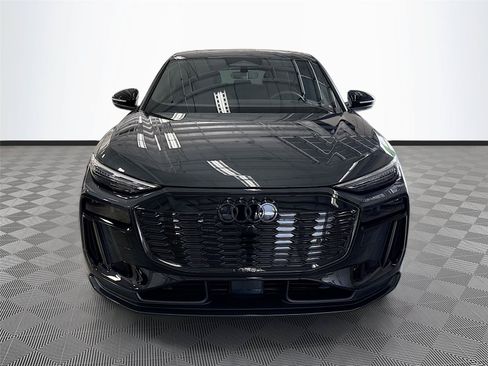 New 2027 Audi Q6 e-tron Premium Plus AWD/4WD image 2