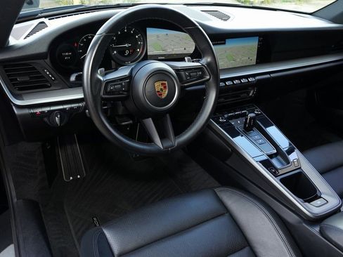 Used 2022 Porsche 911 Carrera image 9