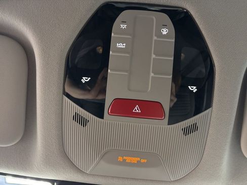 Used 2025 Kia K4 EX image 26