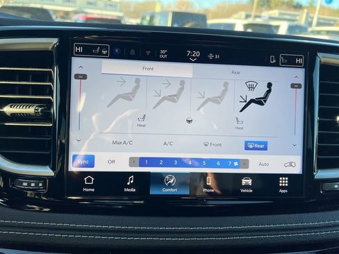 New 2026 Chrysler Pacifica Select image 27