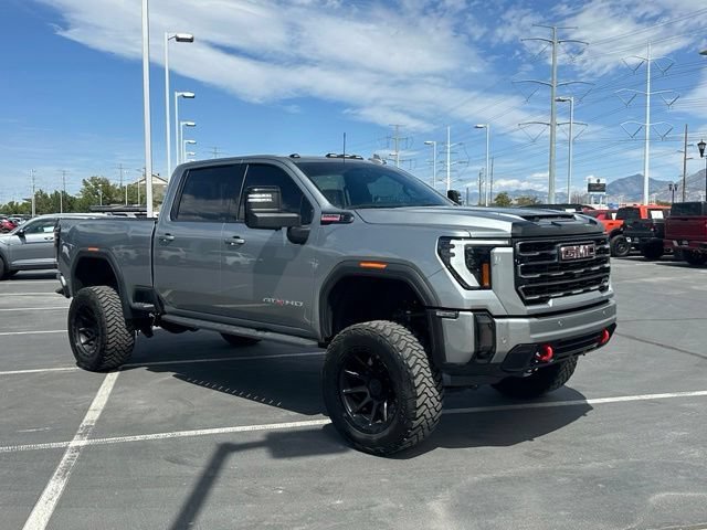 Used 2024 GMC Sierra 3500 AT4 w/ AT4 Premium Plus Package AWD/4WD image 9