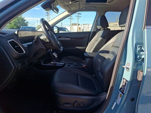 Used 2024 Kia Seltos SX w/ SX Sunroof Package AWD/4WD image 13