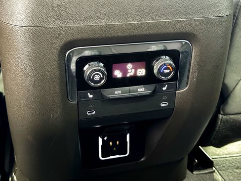 Used 2025 Chevrolet Tahoe Z71 w/ Z71 Off-Road Package image 26