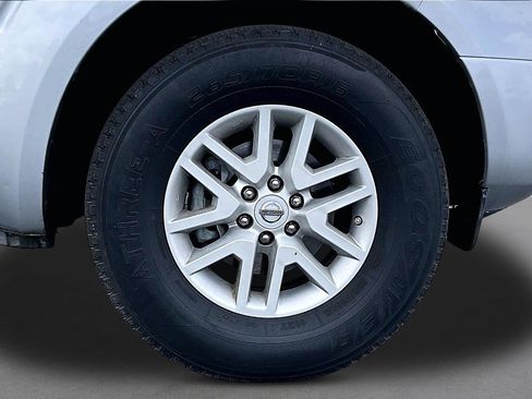 Used 2019 Nissan Frontier SV RWD image 3