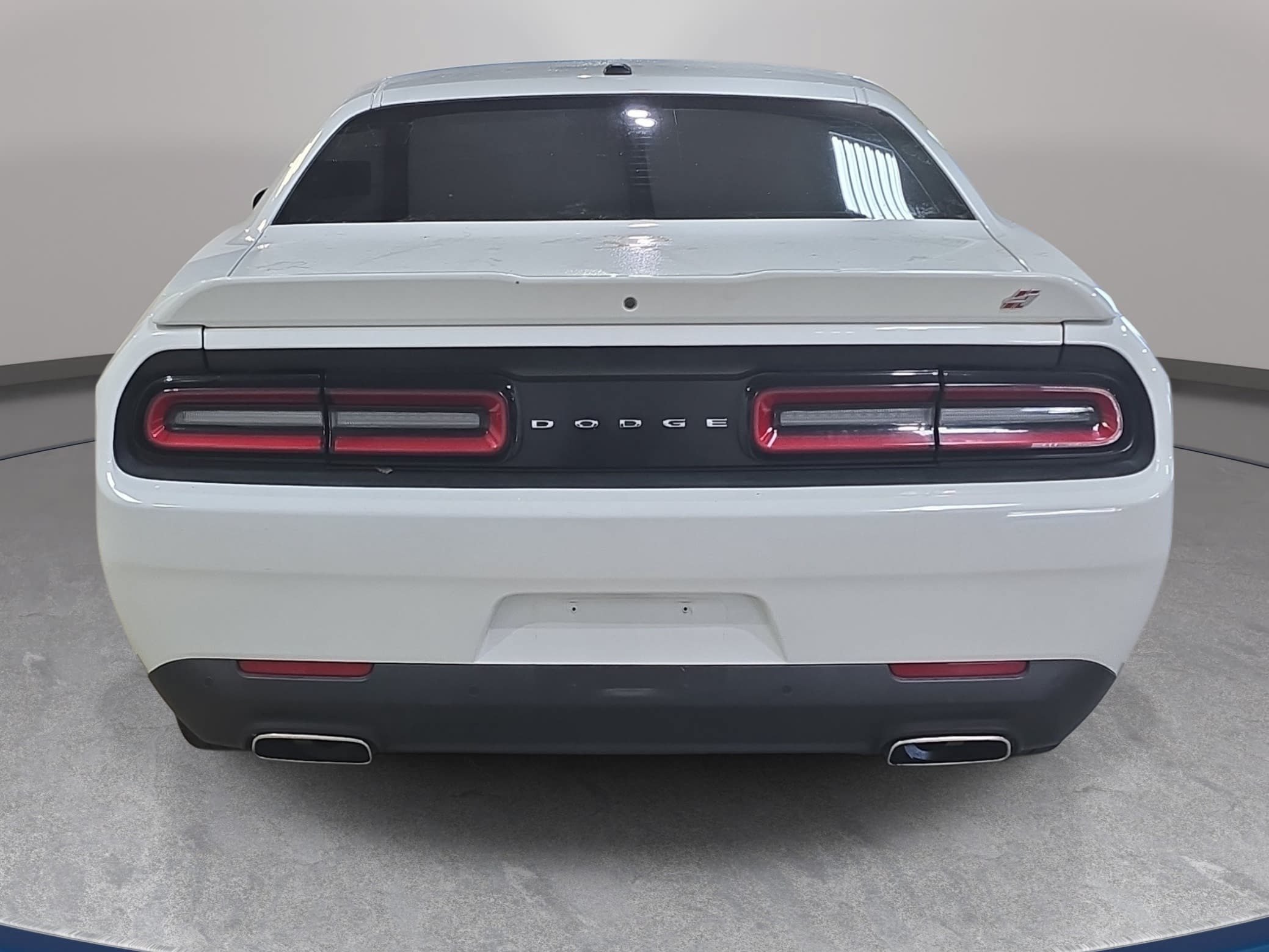Used 2022 Dodge Challenger GT AWD/4WD image 7