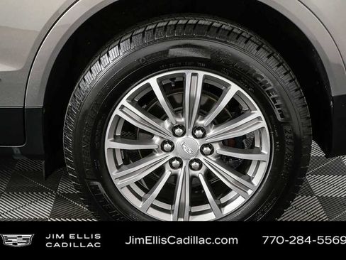 Used 2019 Cadillac XT5 Luxury image 39