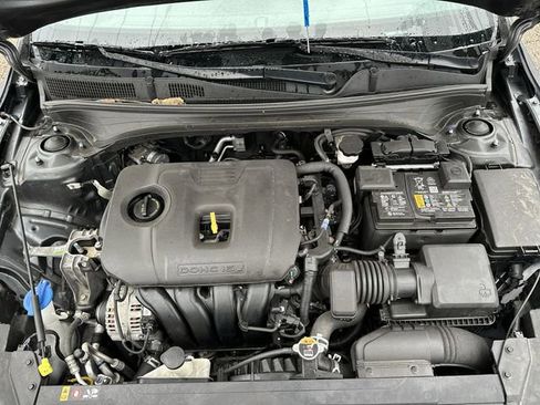 Used 2024 Kia Forte GT-Line image 19