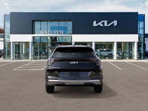 New 2026 Kia Sportage SX image 5