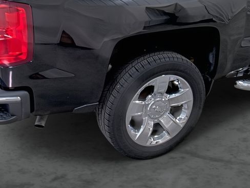 Used 2018 Chevrolet Silverado 1500 LTZ w/ Sport Package image 12