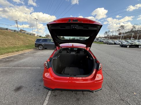 Used 2023 Honda Civic Sport image 32