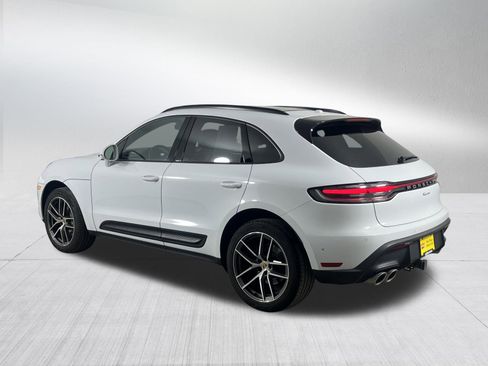 Used 2022 Porsche Macan w/ Premium Package Plus image 5