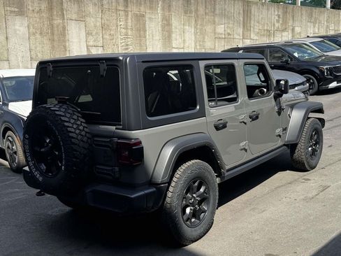Used 2021 Jeep Wrangler Unlimited Sport AWD/4WD image 7
