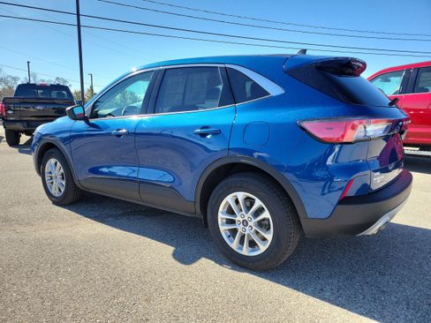 Certified 2022 Ford Escape SE w/ Convenience Package image 5