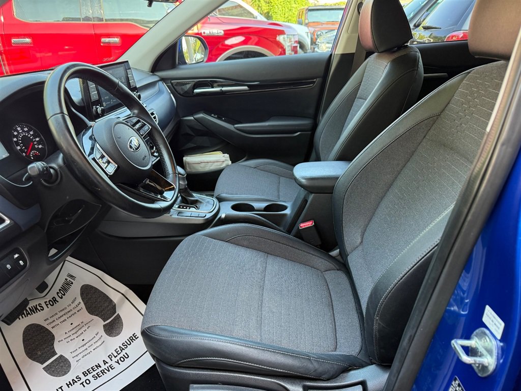 Used 2021 Kia Seltos S FWD image 7