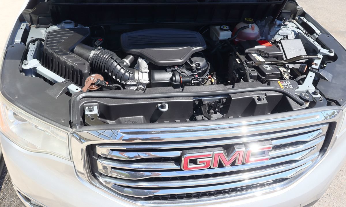 Used 2018 GMC Acadia SLE w/ Driver Alert Package I FWD image 61