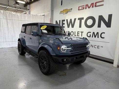 Used 2023 Ford Bronco Wildtrak AWD/4WD image 2