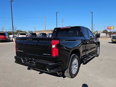 Used 2022 Chevrolet Silverado 1500 Custom w/ Safety Confidence Package image 5