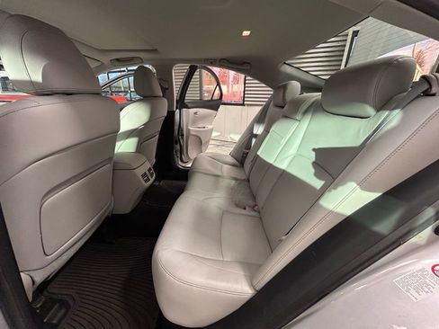 Used 2010 Lexus ES 350 image 44