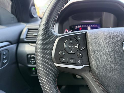 Used 2023 Honda Passport TrailSport image 18